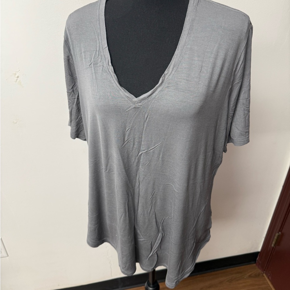 Old Navy Gray V-Neck Women's Luxe Top Size XXL